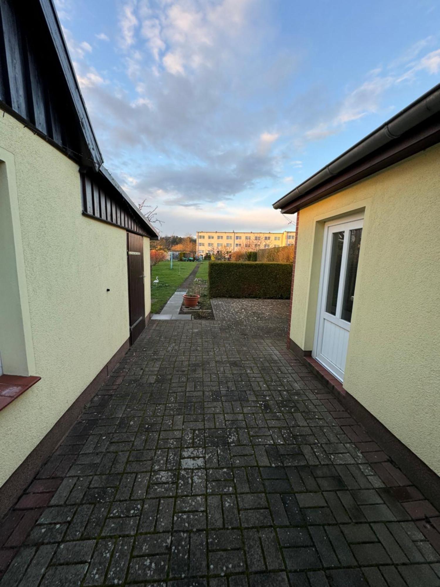 Ostsee Ferienhaus Mit Whirlpool Вольгаст Экстерьер фото